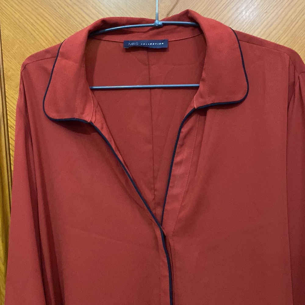 Marks and Spencer’s blouse - Picture 3 of 6